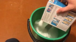 Как правильно развести обойный клей, спец Флизелин. Приятного просмотра)))