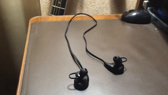 Блютуз наушники QCY QY8 смотреть онлайн