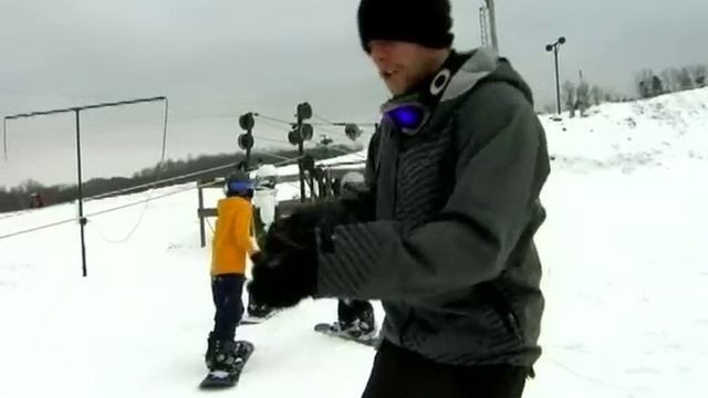 How to Snowboard : How to Carve in Snowboarding смотреть онлайн