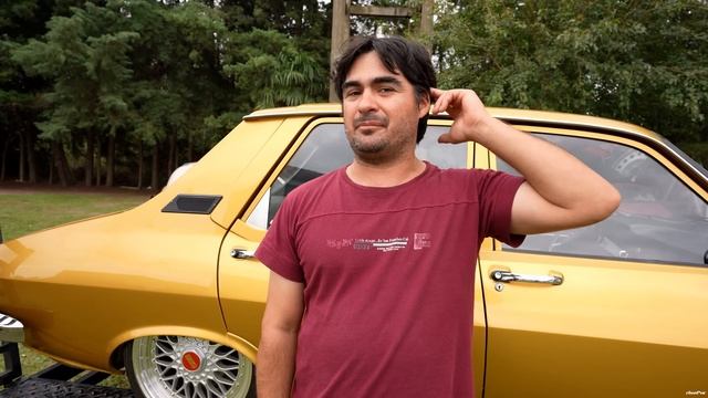 El ÚNICO R12 ELÉCTRICO Y CON NEUMÁTICA del PAÍS смотреть онлайн