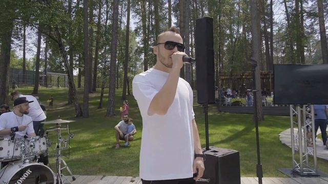 Жители Flora&Fauna не просто соседи. Единомышленники, которые ищут лучшее место для жизни. смотреть онлайн