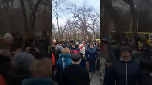 Одесситы спели на Аллеи Славы: Вставай страна огромная смотреть онлайн