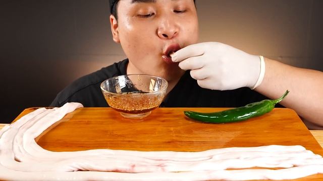부드러우면서 고소한 소 등골 먹방~!! 리얼사운드 ASMR Mukbang(Eating Show) смотреть онлайн