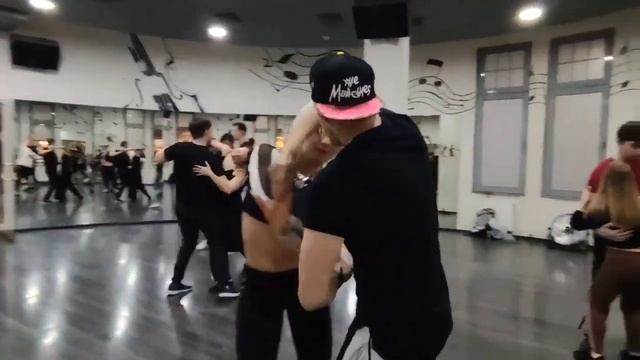 Zouk impovising смотреть онлайн