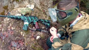«По колено в воде»