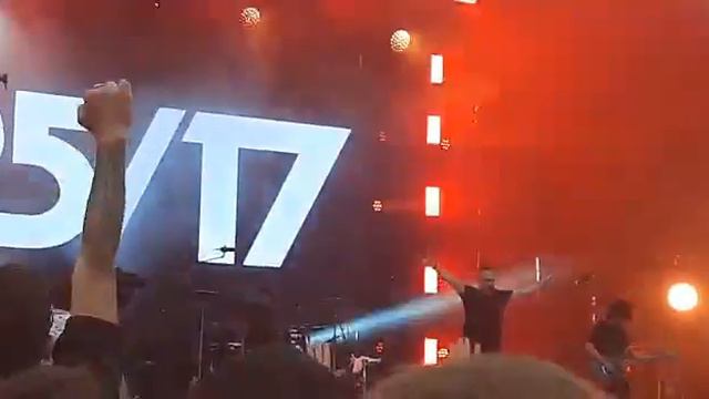 25/17. Наши в городе. Нижний Тагил. смотреть онлайн