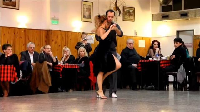 PABLO RODRIGUEZ Y NOELIA HURTADO EN LA BALDOSA смотреть онлайн