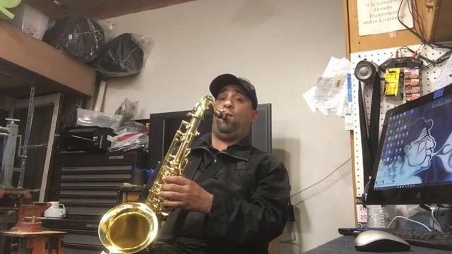 Yamaha YTS-61 Tenor Saxophone смотреть онлайн