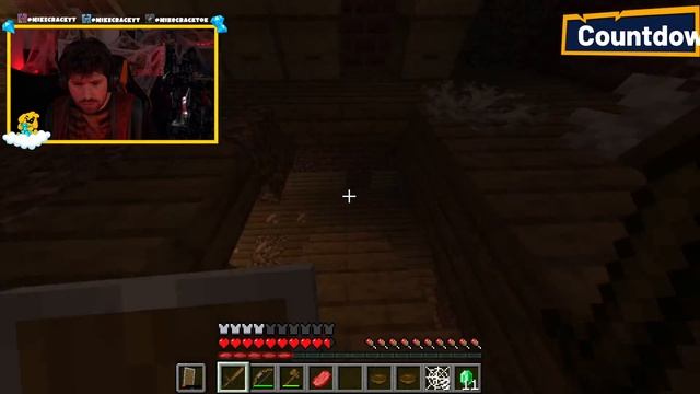 EL HOMBRE DE LA SONRISA en MINECRAFT!! ?? ESPECIAL DE HALLOWEEN ? MAPA de TERROR con Los COMPAS смотреть онлайн