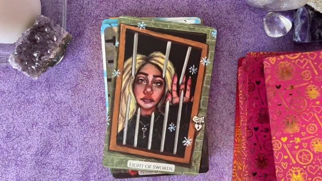 Modern Love Tarot by Ethony and Lucy Morningstar || Unboxing and First Impressions Walkthrough смотреть онлайн