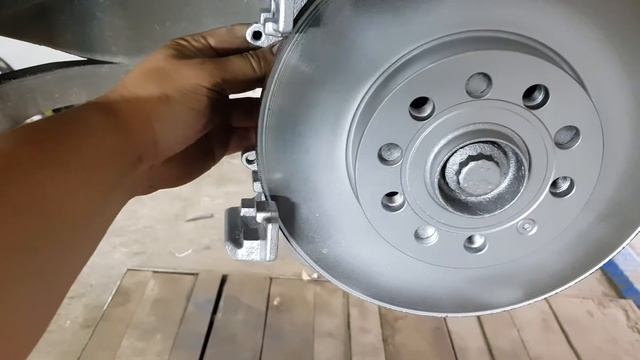 Volkswagen Golf / ремонт супорта / покраска 2020 смотреть онлайн