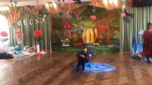 Сказка на новый лад. "Аленький цветочек“. Сценка на 8 Марта.