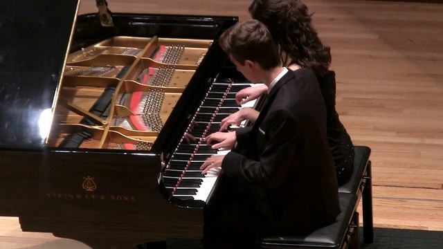 Piano Duet--Jamaican Rumba by Arthur Benjamin смотреть онлайн