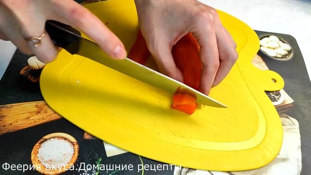 Салат с морской капустой и яйцом