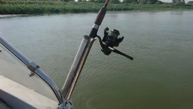 Рыбалка с катера на Дону смотреть онлайн