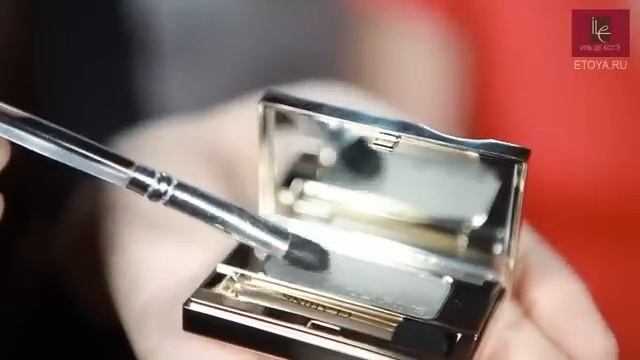 Осенняя коллекция макияжа от Clarins смотреть онлайн