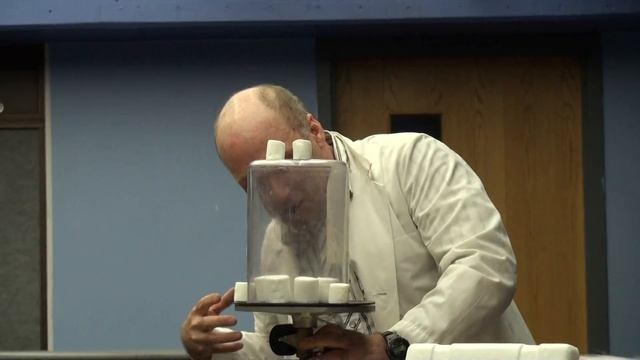 vacuum chamber смотреть онлайн