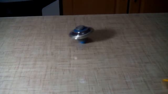 Обзор волчка ,,INFINITE HERO" смотреть онлайн