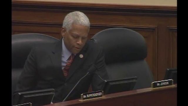 Hank asks SOCOM commander re: special forces / CIA oversight смотреть онлайн