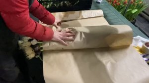 Упаковка тюльпана на луковице в куклы