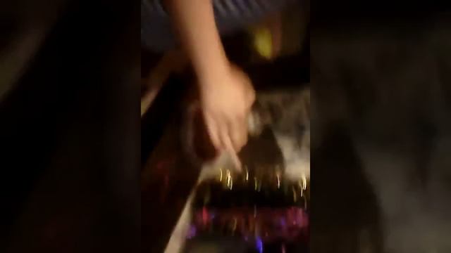 Твердый лизун!Пробуем надуть шар!!! смотреть онлайн