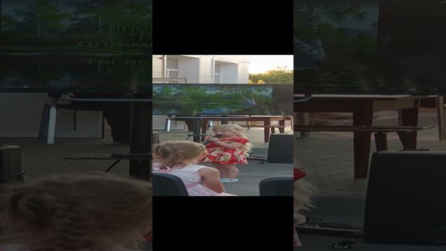 1000037144.mp4 смотреть онлайн