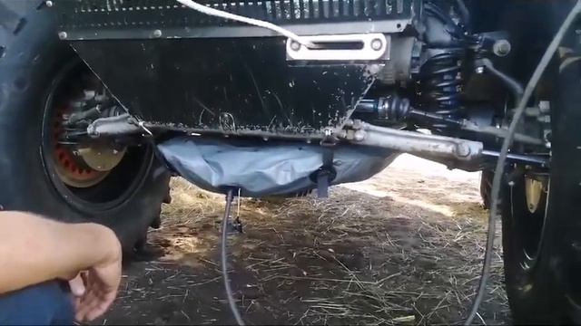 Нива КСЮША, накачивание дополнительных баллонов для плавания по реке Северная Двина смотреть онлайн