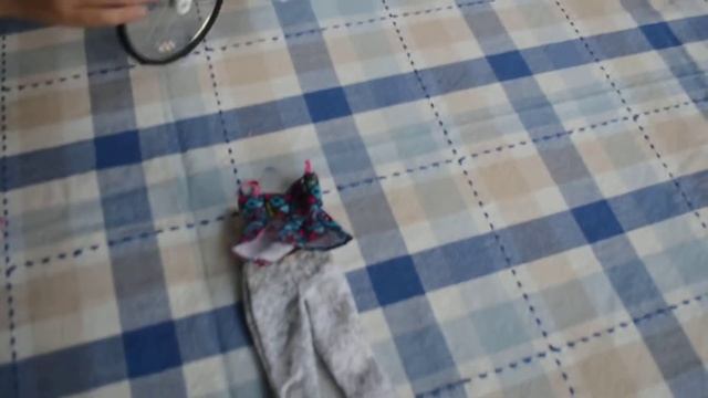 Распаковываем куклу с велосипедом, переодеваем в модный Look.))) Unpacking dolls on a bicycle))) смотреть онлайн
