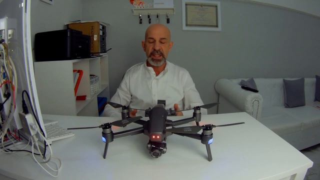 SOLO 123 EURO 4DRC M1 PRO ITA UN DRONE WOWWW !!!!!! смотреть онлайн