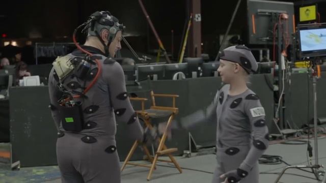 Go Behind the Scenes of War for the Planet of the Apes (2017) смотреть онлайн