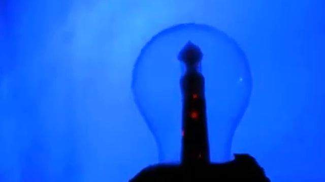 маяк в лампочке.mp4