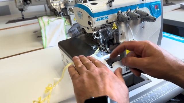 JACK E4 4Thread Overlock (Direct Drive) Industrial Sewing Machine смотреть онлайн