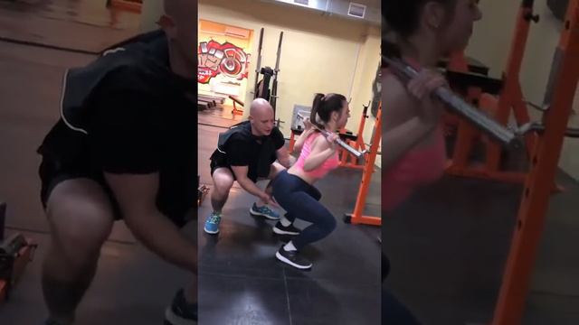 Типы тренеров в тренажороном зале (юмор,смешное видео,поржать,прикол,смех,жиза)