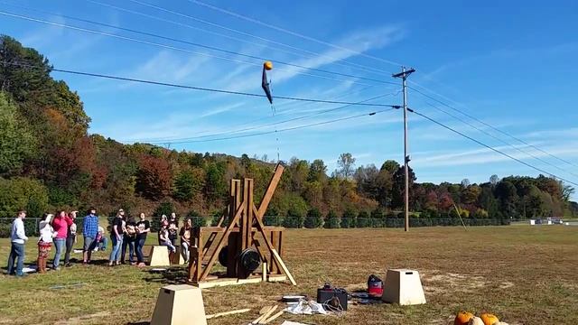 All girls high school physics class pumpkin chunkin' trebuchet launch смотреть онлайн