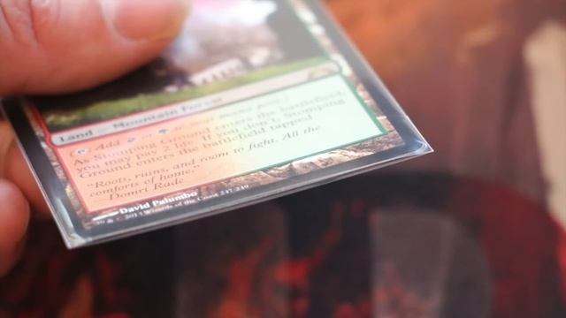 MTG - How To Keep Your Foil Cards From Curling / Bending / Warping - Magic: The Gathering смотреть онлайн