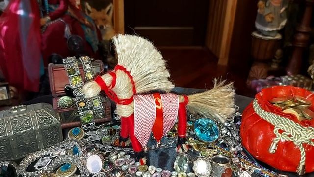 СОЛНЕЧНЫЙ КОНЬ. СЛАВЯНСКИЙ ОБЕРЕГ И ДАРИТЕЛЬ УДАЧИ. ДЛЯ ВСЕХ. ИНГА ХОСРОЕВА. ВЕДЬМИНА ИЗБА. смотреть онлайн