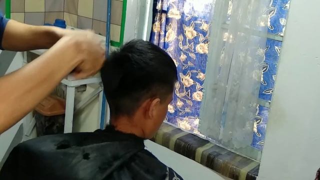 САМАЯ ПОПУЛЯРНАЯ МУЖСКОЙ СТРИЖКА смотреть онлайн