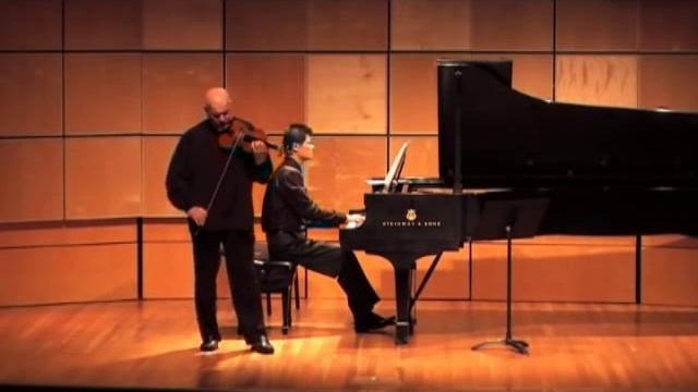 Wieniawski Mazurka No. 2, Elmar Oliveira - violin, Tao Lin - piano смотреть онлайн