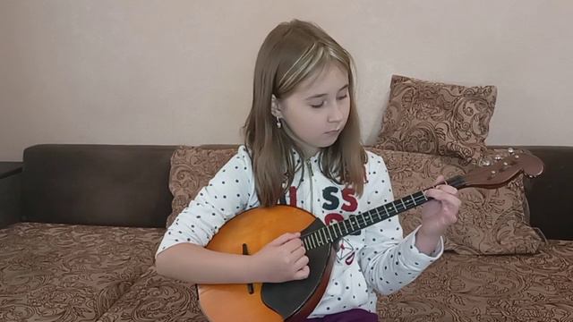 Домра 1 класс Песенка Львёнка и Черепахи смотреть онлайн