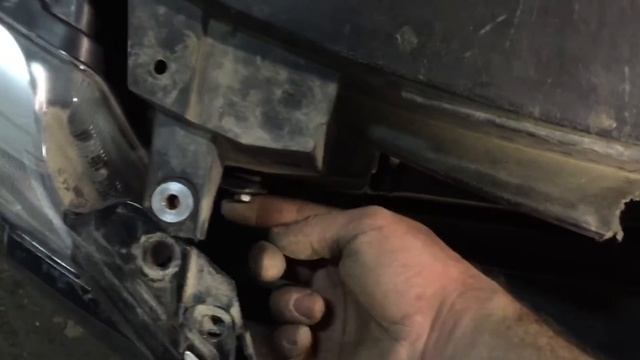 ВИДЕО УРОК, Skoda Superb снятие фары смотреть онлайн