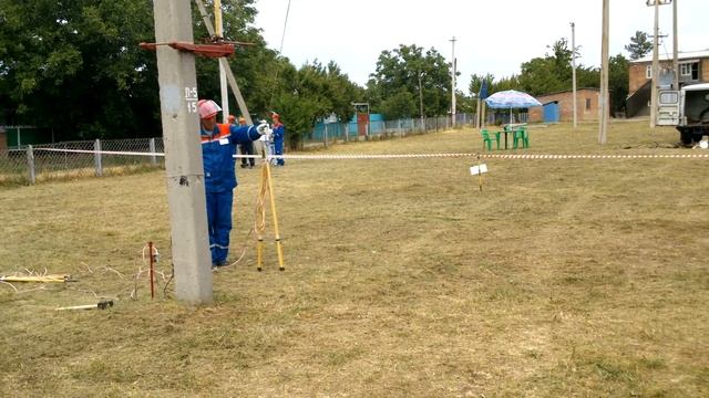 Смотр конкурса на лучшую бригаду электромонтеров. смотреть онлайн