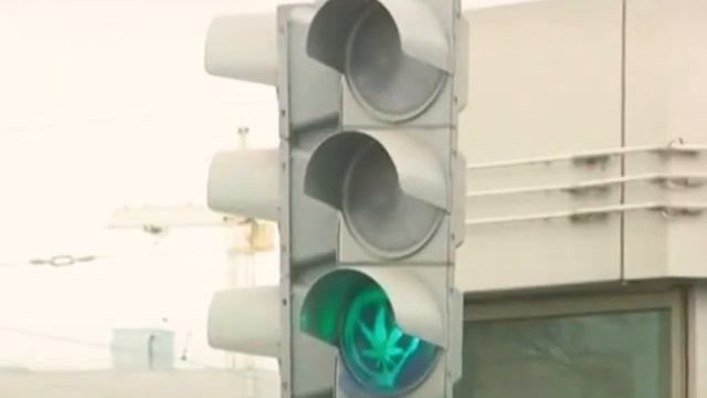 Веселый светофор в Екатеринбурге ???? смотреть онлайн