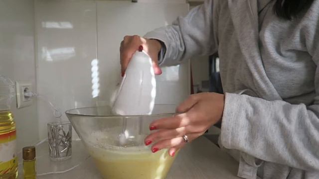 RECETTE DE MADELEINE MOELLEUSE / RECETTE DE BOULANGERIE смотреть онлайн