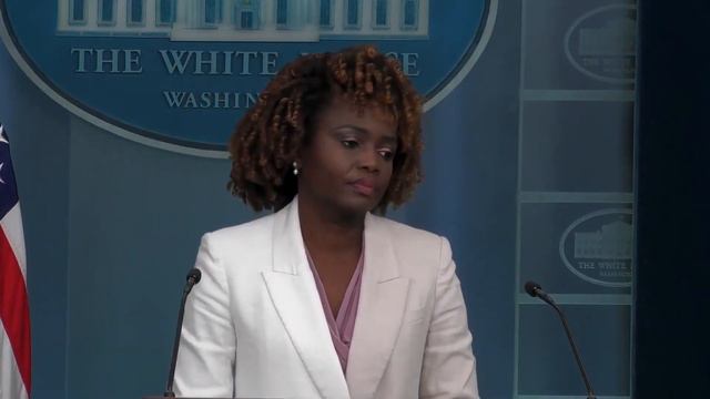 Karine Jean-Pierre Claims She Has "Never" Seen Biden Forget Somebody's Name During A Meeting смотреть онлайн