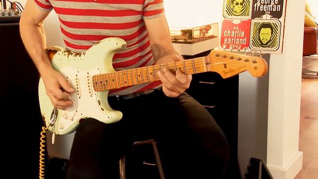 2016 Fender Custom Shop 1957 Stratocaster Heavy Relic (surf green over sunburst!) смотреть онлайн