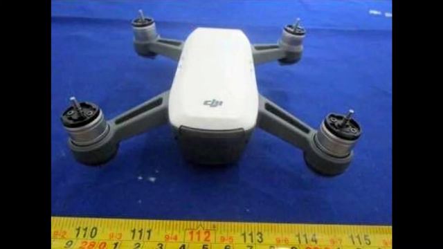 New DJI Mavic Mini racing drone or DJI Spark Selfie drone смотреть онлайн