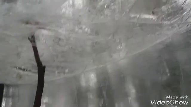 ДОМ ИЗ ПЛЁНКИ! ТАНЕЦ ПОД ДОЖДЁМ! смотреть онлайн