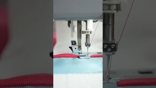 ШВЕЙНЫЕ ХИТРОСТИ ? Лапка для потайной молнии с направляющей Aurora AU-155 #швейныехитрости #sewing смотреть онлайн