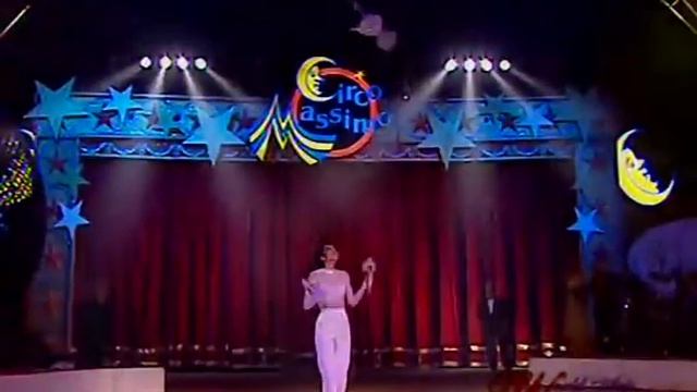 KRISTINA KOKORINA Juggling смотреть онлайн