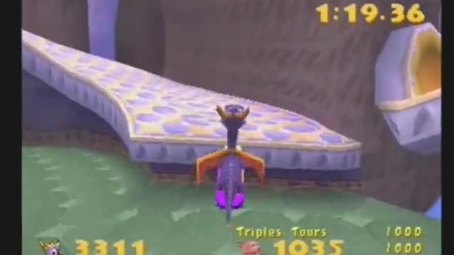 Spyro 3 : Year of the Dragon [PS1] - 3 ) Chasseur à la rescousse смотреть онлайн